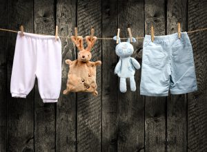 Como lavar roupinhas do bebê antes da maternidade?