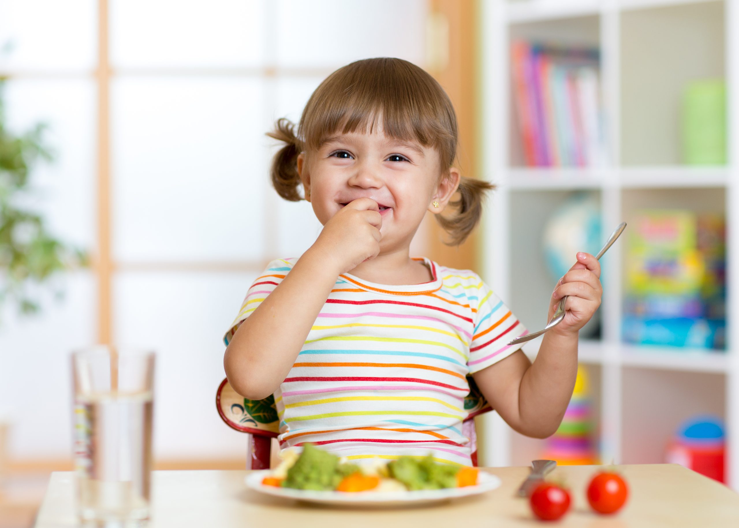 Entenda os cuidados com alimentação das crianças nas férias